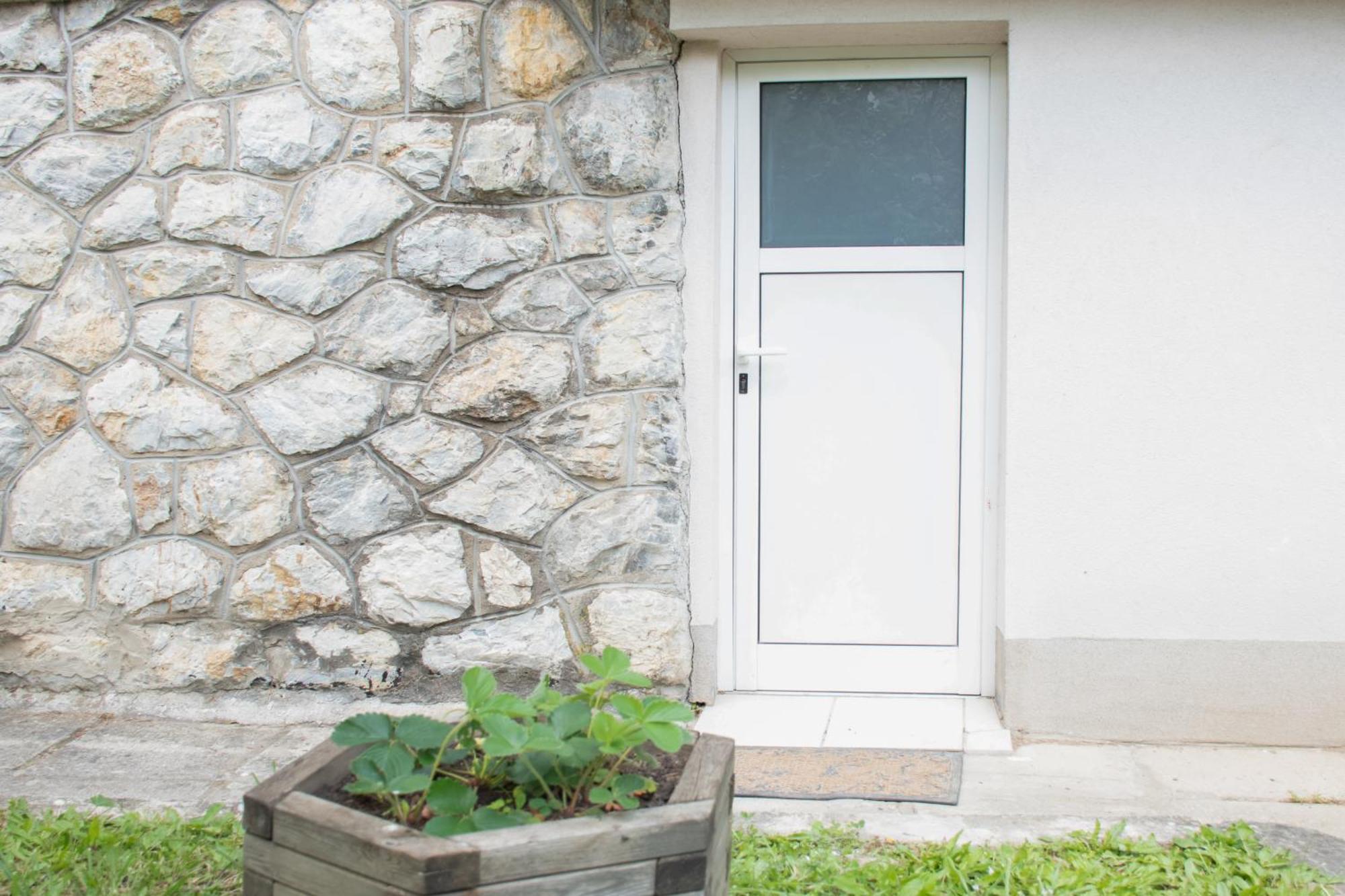 Twin-Magnolias Condo With Garden, Parking & Ev Station Zagreb Exterior foto
